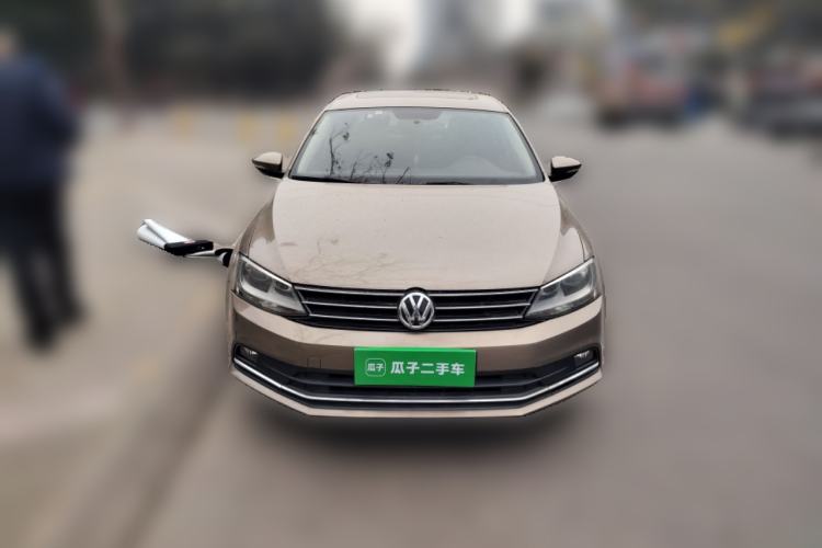 Used Volkswagen Sagitar 2015 1.6L Automatic Comfort Model