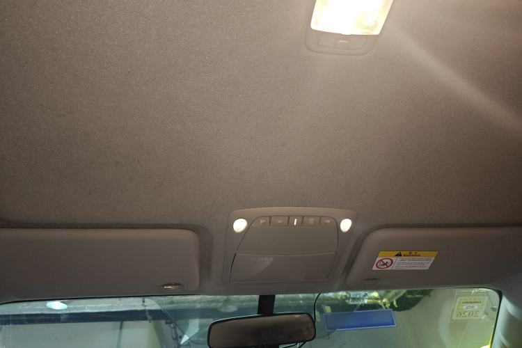 Used Nissan Navara 2017 2.5L Automatic 2WD Luxury Edition QR25
