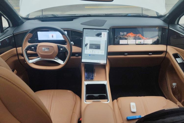 Used Geely Galaxy L7 2025 EM-i 115km Exploration+ Edition
