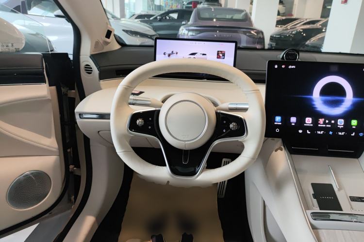 Used Hima Luxeed S7 2025 705 km Pro Steering Wheel