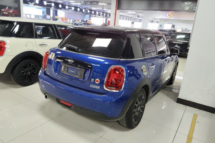 Used MINI MINI 2019 1.5T COOPER Classic Edition Five-Door Version