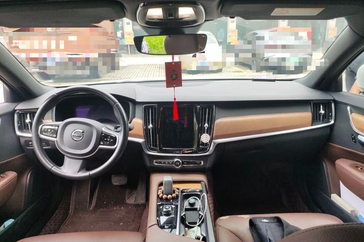 Used Volvo S90 2022 B5 Zhiyi Luxury Edition