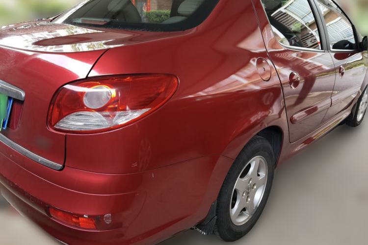 Used Peugeot 207 2011 Sedan 1.4L Manual Yule Edition
