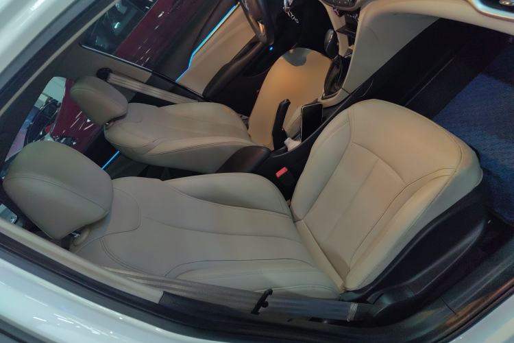 Used Buick GT 2021 Exemplar 1.5L Automatic Elite Version Right Front Seat