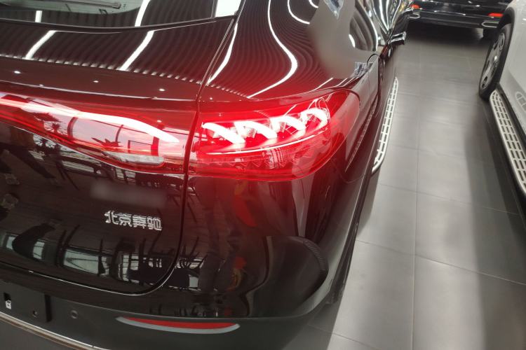 Used Mercedes-Benz EQE SUV 2024 500 4MATIC Luxury Edition Right Rear Taillight