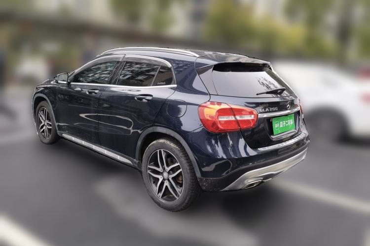 Used Mercedes-Benz GLA 2016 GLA 200 Fashion Model
