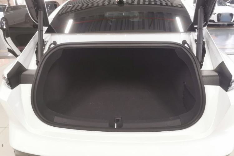 Used Nio ET5 2024 75 kWh
