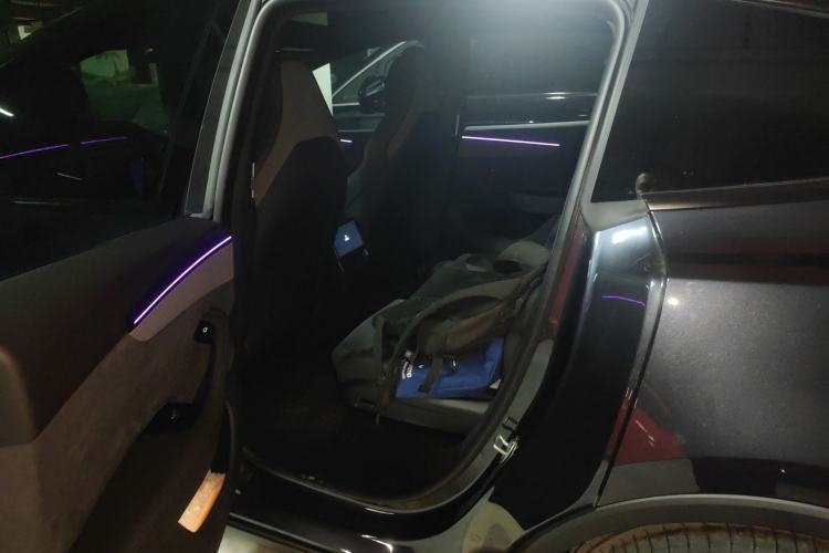 Used Tesla Model Y L 2025 Model Long-Range All-Wheel-Drive Version