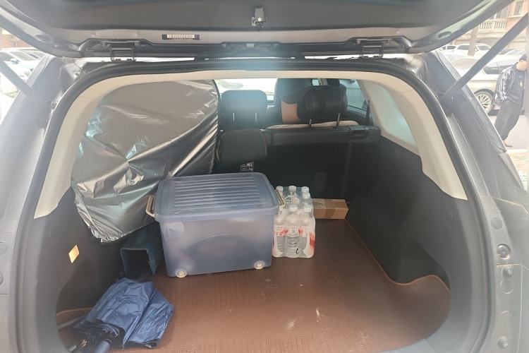 Used CHANGAN OSHAN X7 2020 1.5T Manual Luxury Version Trunk