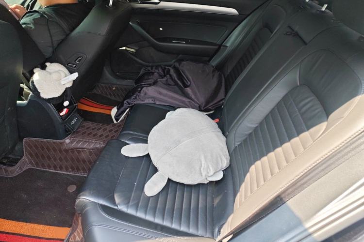 Used Volkswagen Magotan 2019 280TSI DSG Leading Model China VI Standard Left Rear Seat