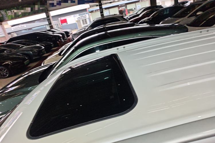 Used Mitsubishi Outlander 2018 2.4L 4x4 Luxury Edition 7-Seater Roof