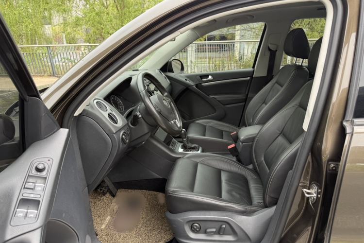 Used Volkswagen Tiguan 2017 300TSI Automatic Two-Wheel Drive Silk Road Comfort Edition Interior 7