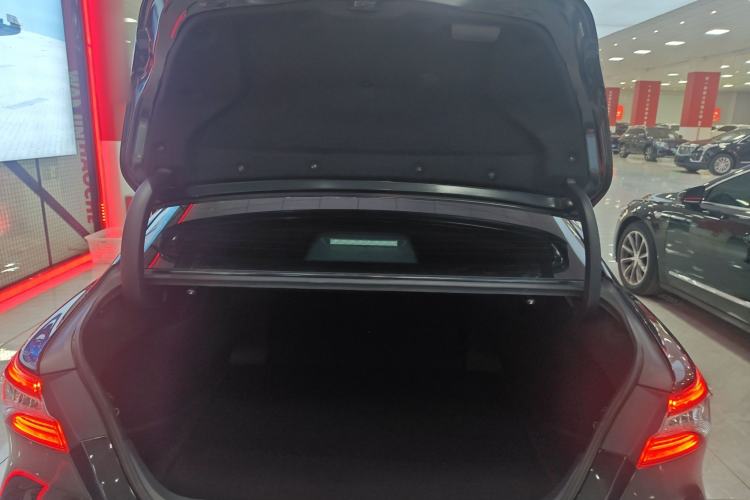 Used Toyota Camry 2021 2.0G Luxury Edition
