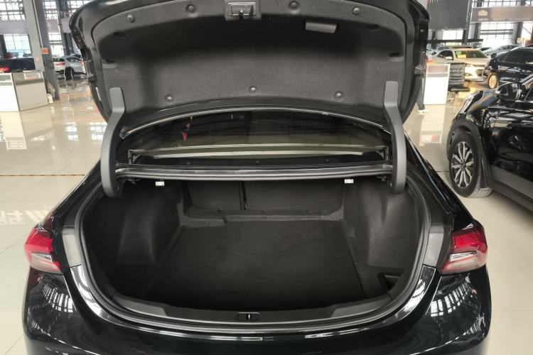 Used Buick LaCrosse 2021 552T Luxury Version Trunk