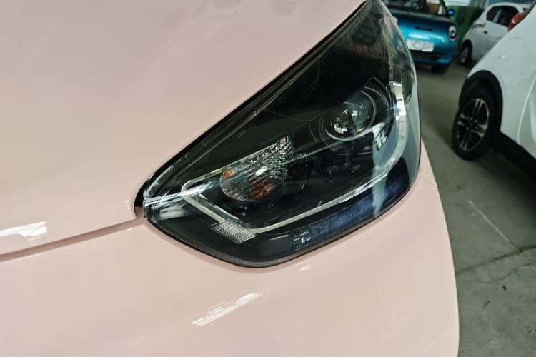 Used Chery QQ Little Ant 2022 Revised Version 2 Sweet Pink Edition Full-Sugar Version 28.8 kWh 30 kW 301 km Left Front Headlight