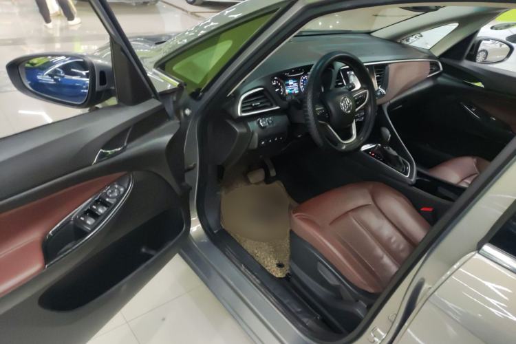 Used Buick GL6 2018 18T 6-Seater Prestige Model
