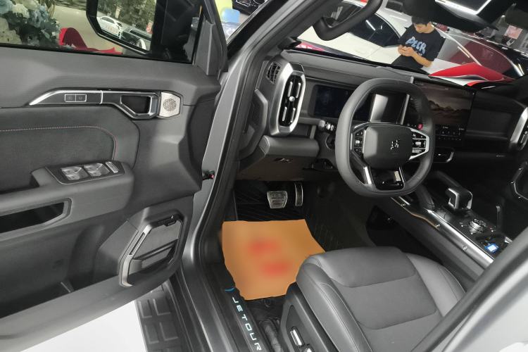 Used JETOUR Traveler 2023 2.0T All-Wheel Drive CrossPRO+