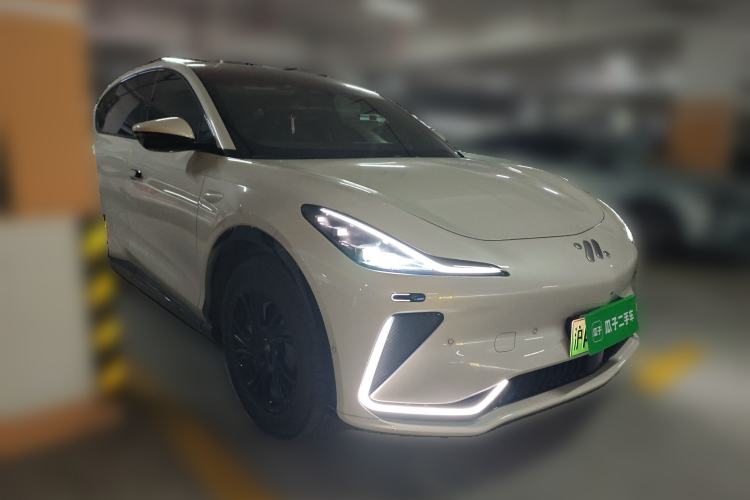 Used IM LS7 2023 90 kWh Elite Rear-Drive Version
