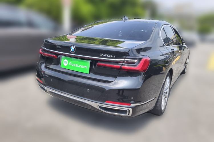 Used BMW 7 Series 2021 730Li Luxury Package Rear Right 45 Deg