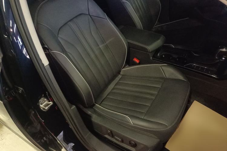 Used Volkswagen Passat 2022 330TSI Starry Elite Edition Right Front Seat