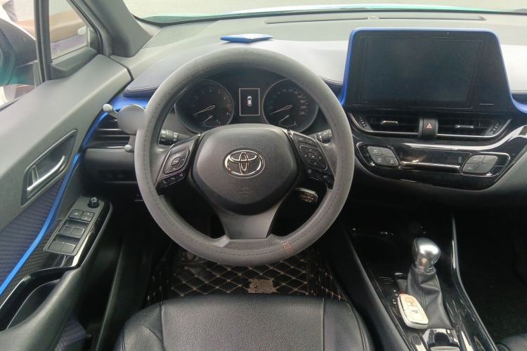 Used Toyota C-HR 2018 2.0L Leading Edition China V-standard