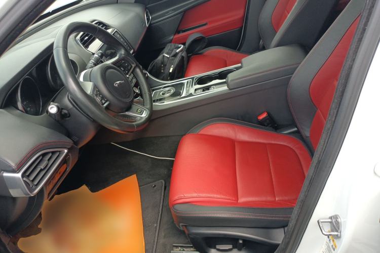 Used Jaguar XE 2017 2.0T 200 PS R-Sport
