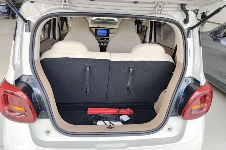 Used Wuling Hongguang MINIEV 2025 Four-Door Version Zhenxiang+ Edition Trunk