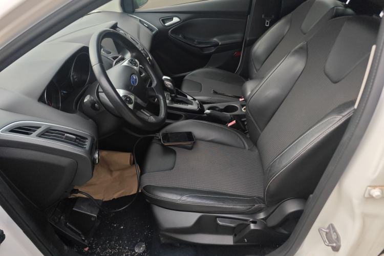 Used Ford Focus 2012 Hatchback 1.6L Automatic Fashion Edition