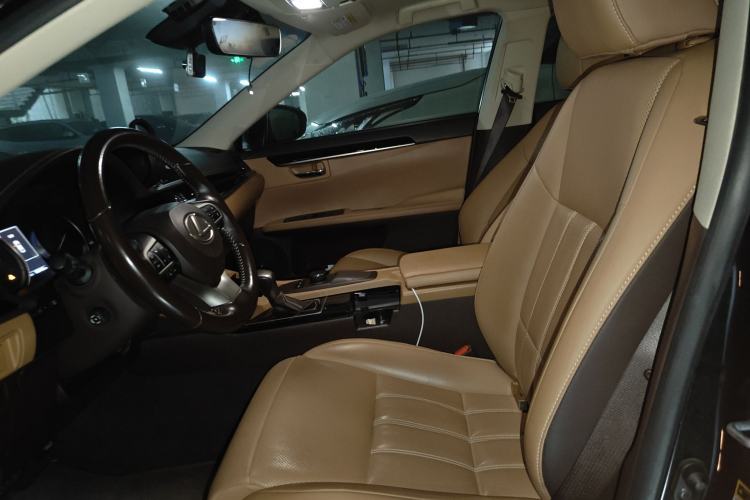 Used Lexus ES 2017 300h Mark Levinson Comfort Edition