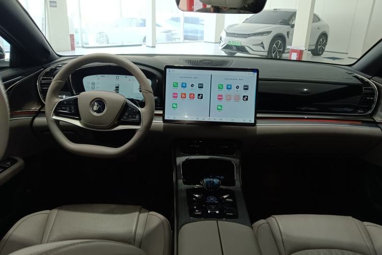 Used BYD Han 2025 DM-i Intelligent Driving Edition 125KM LiDAR Flagship Model