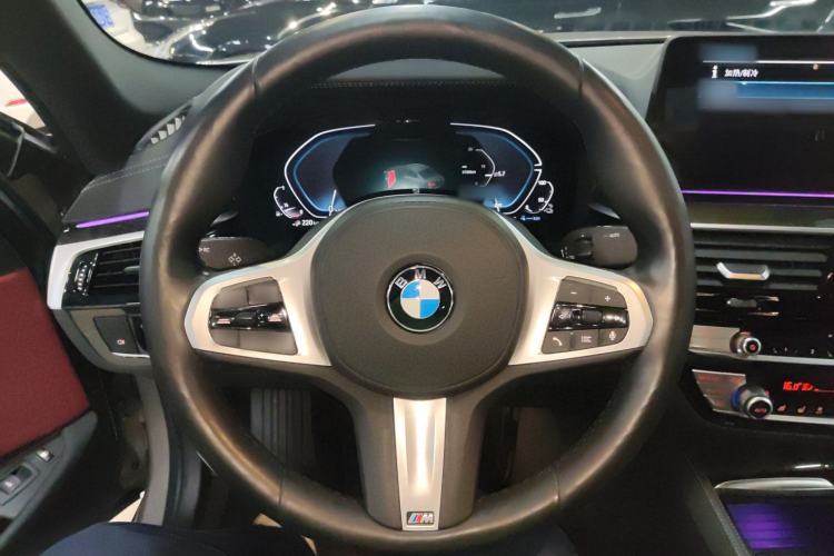 Used BMW 5 Series New Energy 2021 Restyled 535Le Pioneer Edition M Sport Package
