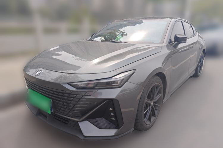 Used Changan UNI-V 2022 1.5T Prestige Version