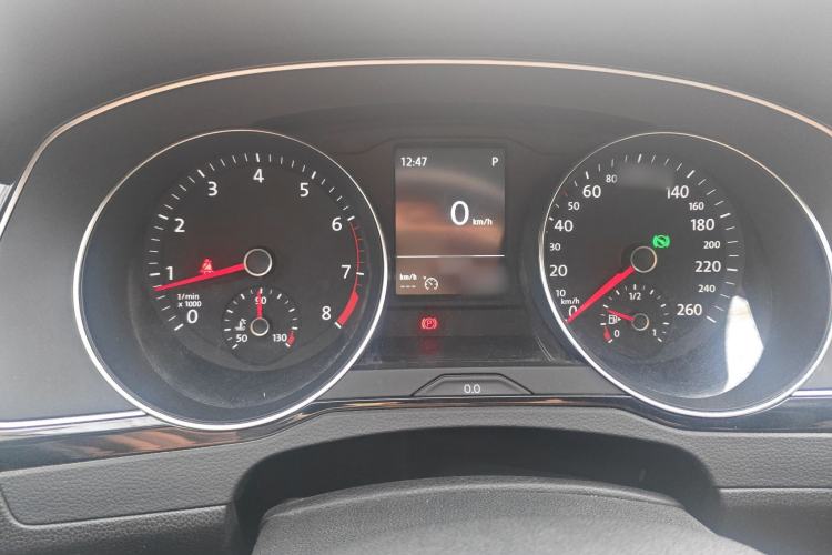 Used Volkswagen Magotan 2019 330TSI DSG Leading Model China VI Standard Instrument Cluster