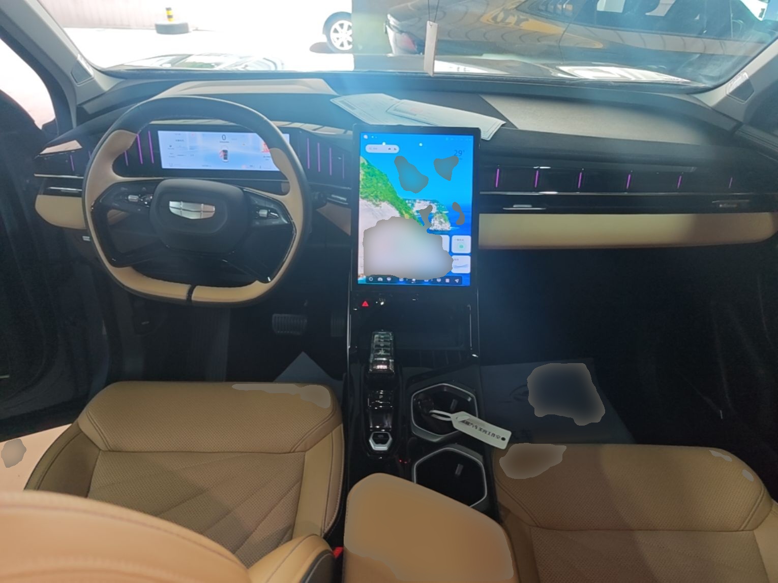 Geely Auto FX11 2023 2.0TD DCT Prestige Edition — снимка 12
