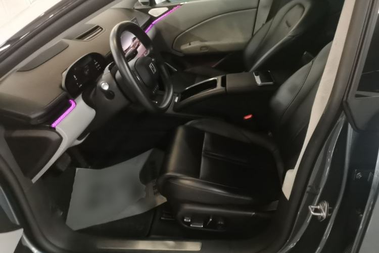 Used Zeekr 007 2024 Rear-Drive Intelligent Driving Version 75 kWh Left Front Seat