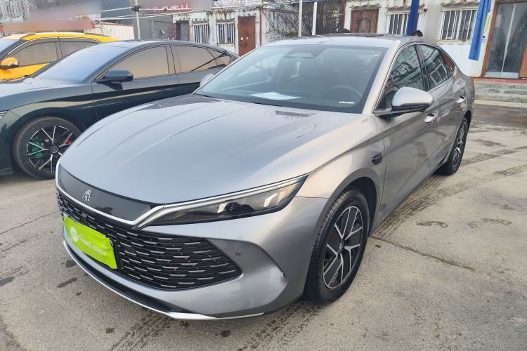 Used BYD Qin L 2025 DM-i Smart Drive 120KM Superior Model
