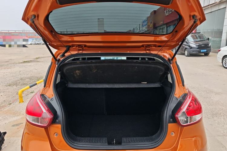 Used Baojun 310 2017 1.5L Manual Fashion Model