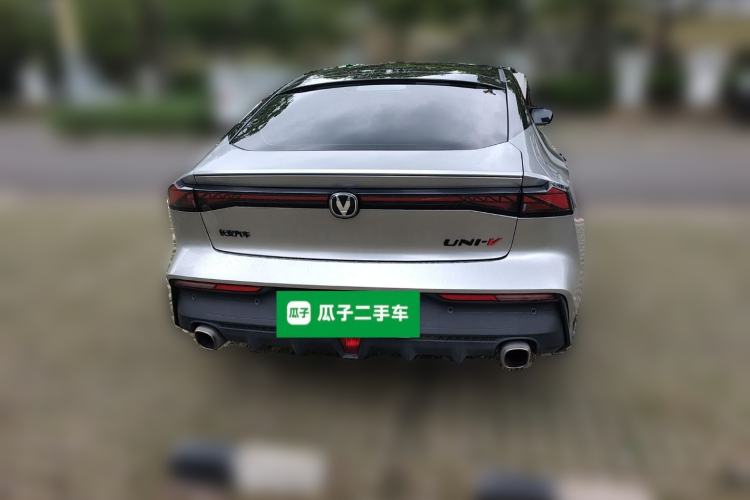 Used CHANGAN UNI-V 2022 1.5T Prestige Version
