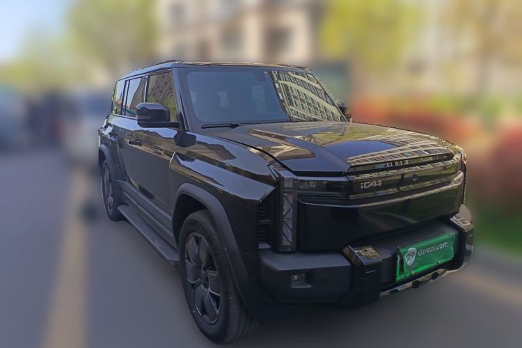 Used iCAR 03T 2024 520km Two-Wheel Drive Long-Range Version Front Right 45 Deg