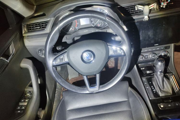 Used Skoda Superb 2016 TSI330 DSG Smart Drive Edition