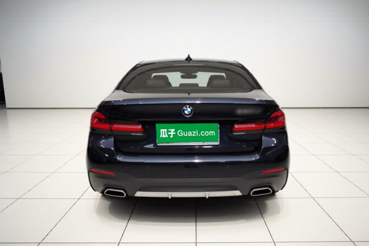 Used BMW 5 Series 2021 Facelifted 530Li Leading Edition M Sport Package Exterior 4