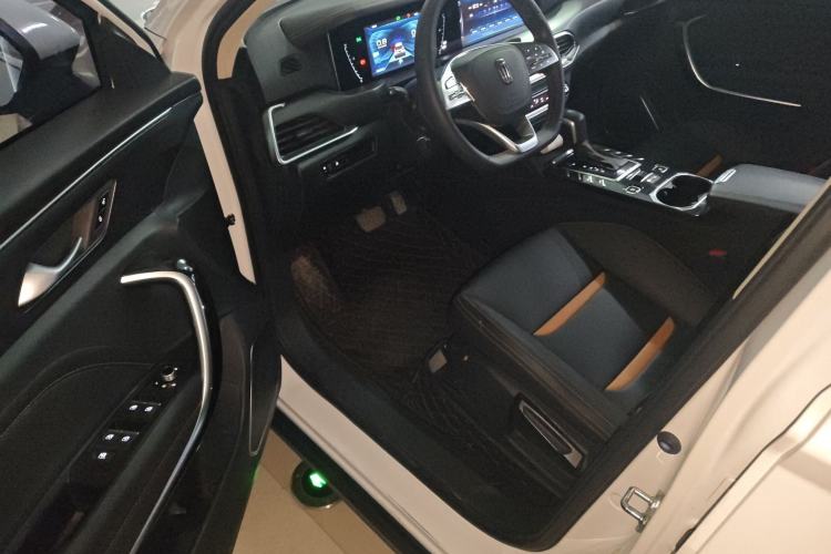 Used Bestune T77 2019 230 TID Automatic Luxury Version National V
