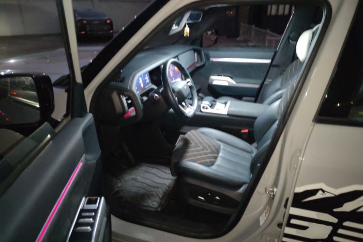 Used Deepal G318 2024 Four-Wheel-Drive Air Suspension Model