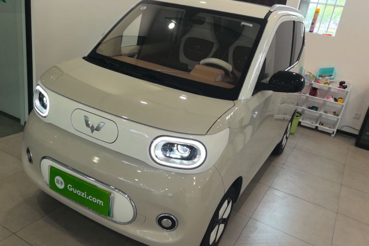 Used Wuling Hongguang MINIEV 2024 3rd Generation 215km Advanced Version
