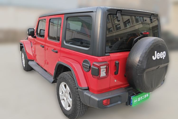 Used Jeep Wrangler 2019 2.0T Sahara 4-Door Version China V Standard
