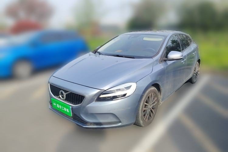 Used Volvo V40 2018 T3 Zhiyi Edition