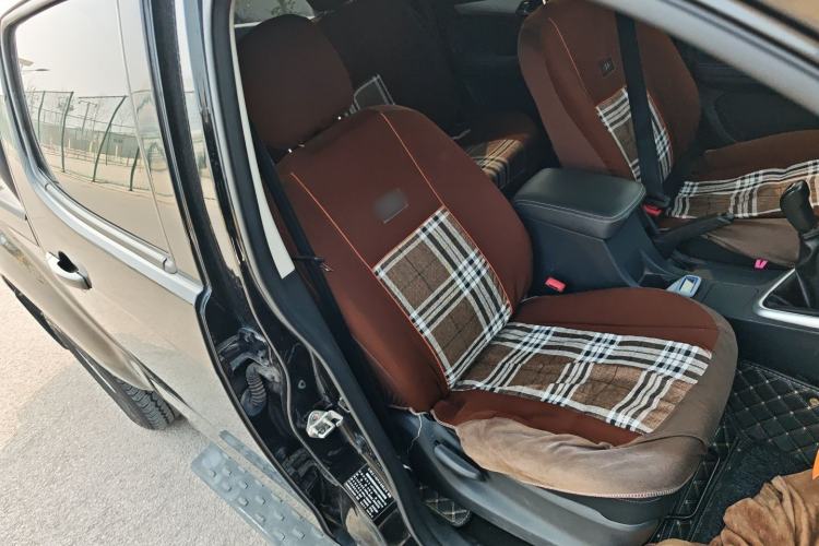 Used Isuzu JLM 2022 2.8T Classic Diesel Two-Wheel Drive Comfort Version with Long Wheelbase – JE493ZLQ6E