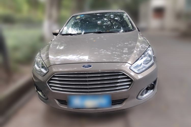 Used Ford Escort 2015 1.5L Automatic Fashion Model Front