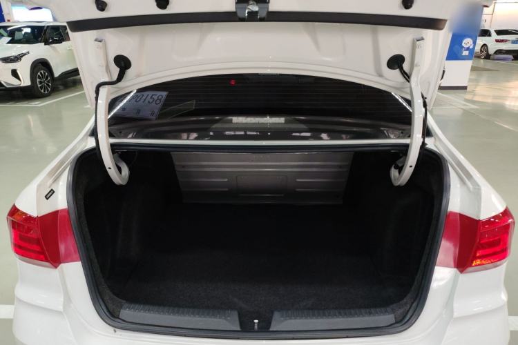Used Volkswagen Santana 2021 1.5L Automatic Fashion Edition Trunk