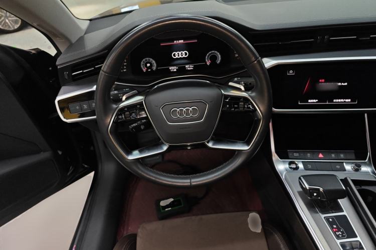 Used Audi A7L 2024 45TFSI S-line Dream-Building Edition Flow Crystal Package
